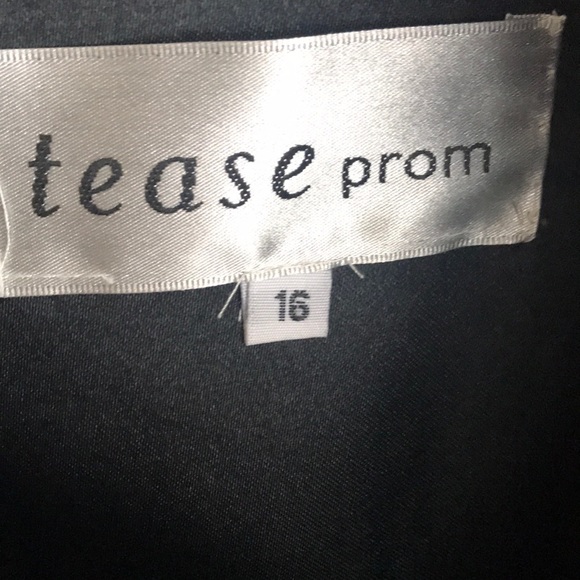 NWT purchased @Gautier - Picture 3 of 4